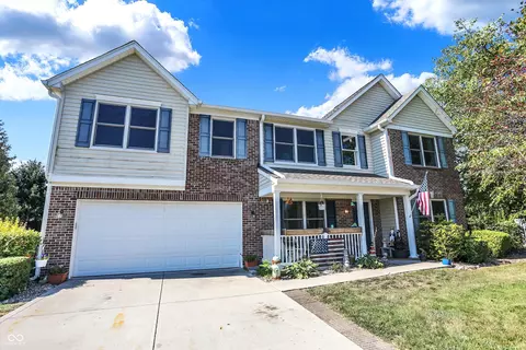 6983 W Briar Park, New Palestine, IN 46163
