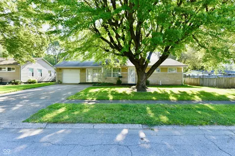 531 S Saratoga Dr, Brownsburg, IN 46112