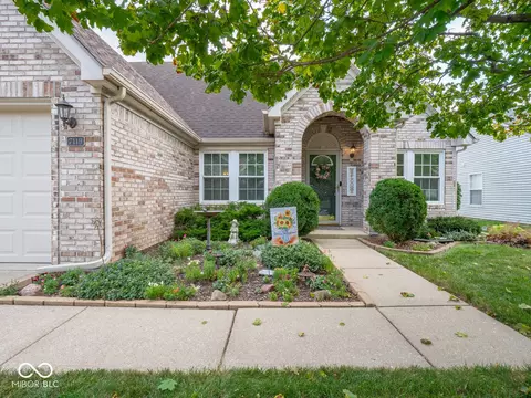 7119 Topp Creek Ct, Indianapolis, IN 46214