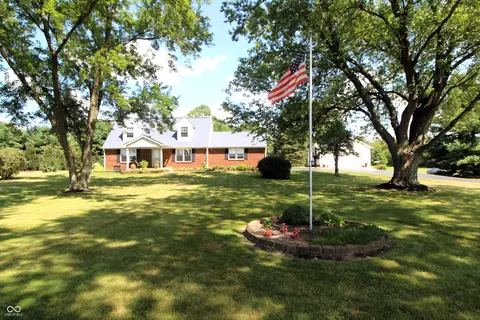 7517 N Sugar Creek Rd, Thorntown, IN 46071