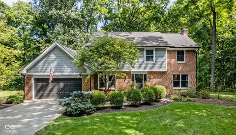 11725 Pebble Brook Ln, Carmel, IN 46033