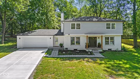 10545 Greentree Dr, Carmel, IN 46032