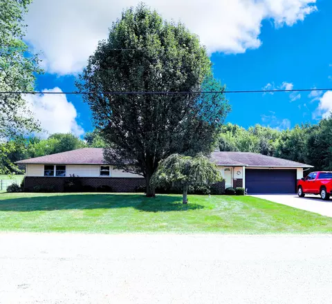 4210 E 900 N, Alexandria, IN 46001