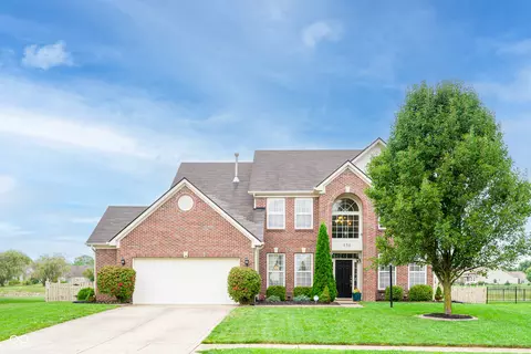 850 Harvest Lake Dr, Brownsburg, IN 46112