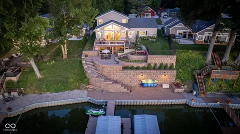 260 Bayview Dr, Cicero, IN 46034