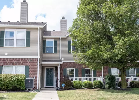 13370 White Granite Dr #900, Fishers, IN 46038