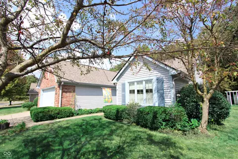 11163 Stratford Way, Fishers, IN 46038