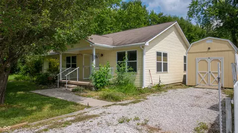 5 Hines St, Whitestown, IN 46075