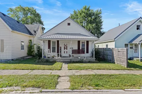 1323 W Nelson St, Marion, IN 46952