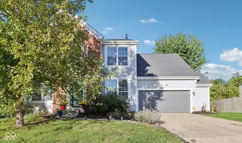 7845 Evian Dr, Indianapolis, IN 46236