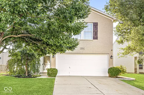 8348 S Shady Trail Dr, Pendleton, IN 46064