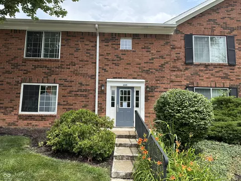 6445 Park Central Dr W #C, Indianapolis, IN 46260