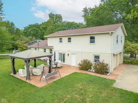 350 North Dr, Franklin, IN 46131 photo 3