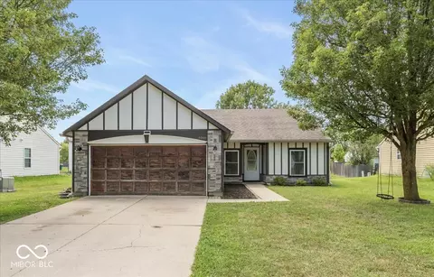 4066 Magnolia Dr, Franklin, IN 46131