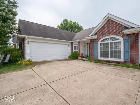 5960 Remrod Dr, Plainfield, IN 46168