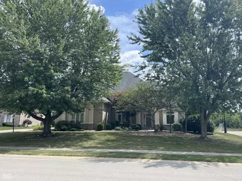 1495 Gwynmere Run, Carmel, IN 46032
