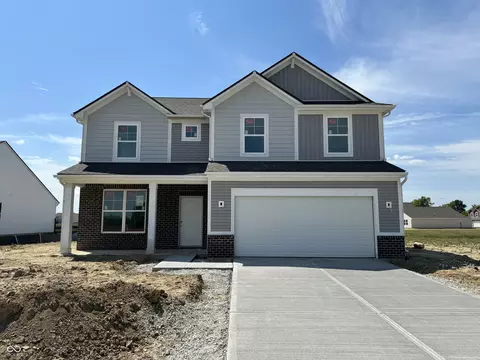 6913 Blackthorne Dr, Pendleton, IN 46064