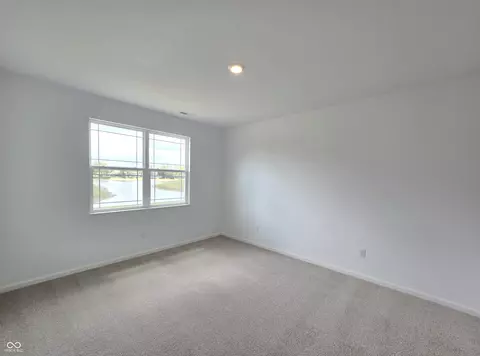 129 Carrick Glen Blvd, Pendleton, IN 46064 photo 5