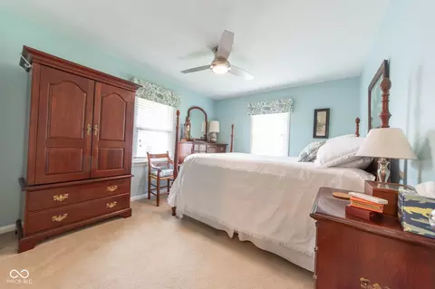 Bedroom - 2653 Maple St, Columbus, IN 47201 photo 3 of 4