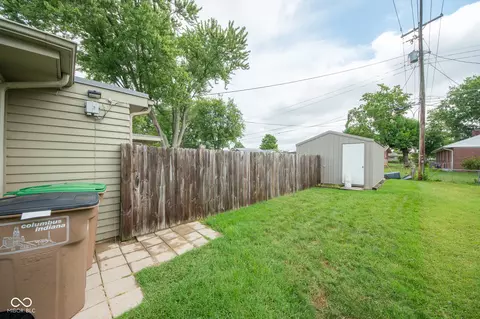 Exterior - 2653 Maple St, Columbus, IN 47201 photo 7 of 14