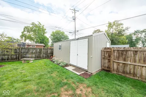 Exterior - 2653 Maple St, Columbus, IN 47201 photo 10 of 14