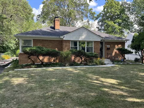 6047 Hillside Avenue East Dr, Indianapolis, IN 46220