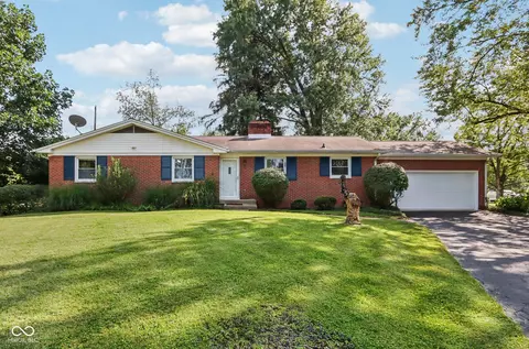 4825 Laurel Hall Dr, Indianapolis, IN 46226