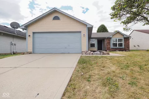 6214 Longmeadow Dr, Indianapolis, IN 46221