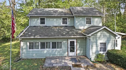 5234 N London Rd, Fairland, IN 46126
