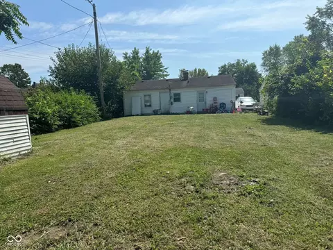 Exterior - 5232 E 33rd St, Indianapolis, IN 46218 photo 4 of 6