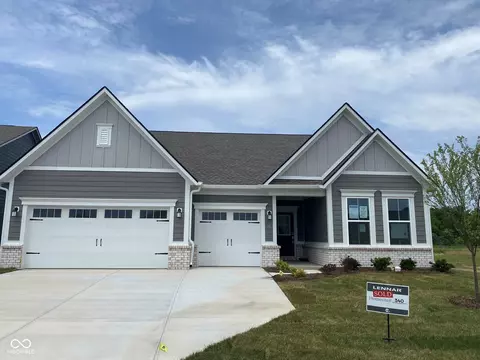 5742 Stetson Dr, Whitestown, IN 46075