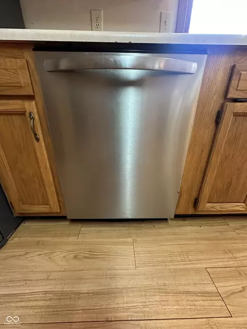 Kitchen - 107 E Oak St, Roachdale, IN 46172 photo 6 of 10