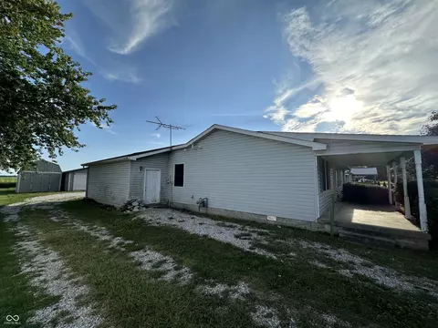 Other - 107 E Oak St, Roachdale, IN 46172 photo 2 of 25