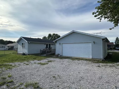 Other - 107 E Oak St, Roachdale, IN 46172 photo 3 of 25