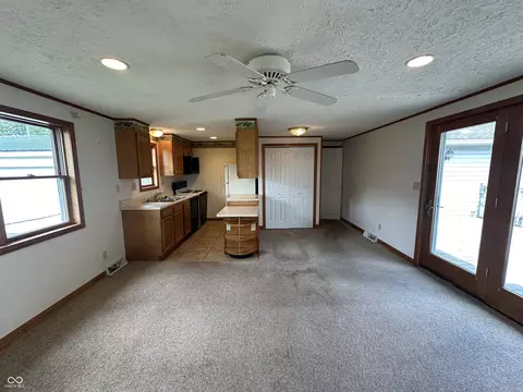 Living - 107 E Oak St, Roachdale, IN 46172 photo 10 of 10