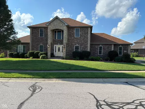 3846 Sycamore Bend Way S, Columbus, IN 47203