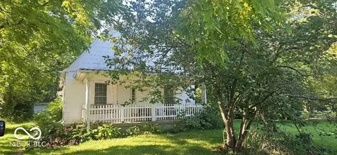 6415 Iona Rd, Indianapolis, IN 46203