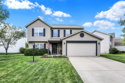 13932 Wakefield Pl, Fishers, IN 46038