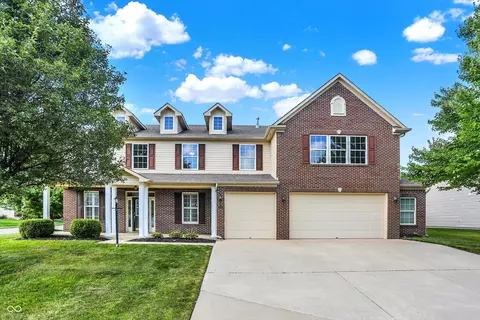 1306 Landsbrook Dr, Indianapolis, IN 46260