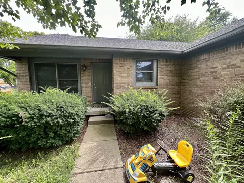 709 W Smith Valley Rd, Greenwood, IN 46142