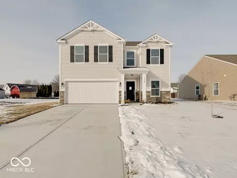 3568 Berkdale Dr, Columbus, IN 47203