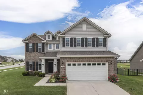 1101 Cherry Tree Ln, Greenwood, IN 46143