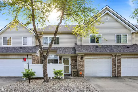 8026 Harbor Walk Pl, Indianapolis, IN 46237