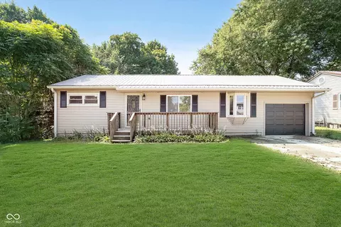 806 W State St, Veedersburg, IN 47987