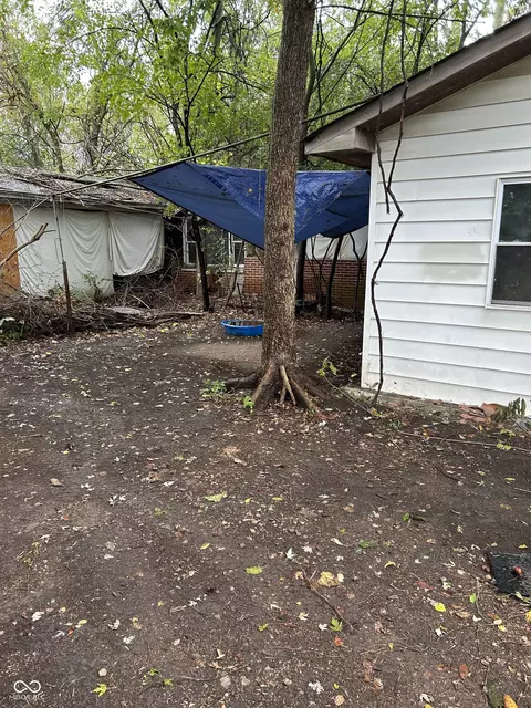 3055 Clover Dr, Plainfield, IN 46168