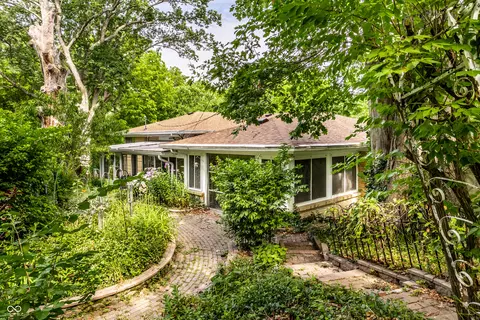10367 S State Road 13, Fortville, IN 46040