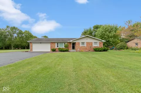 4240 Five Points Rd, Indianapolis, IN 46239 photo 2