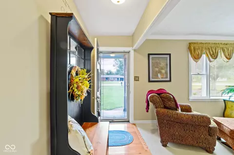 4240 Five Points Rd, Indianapolis, IN 46239 photo 6