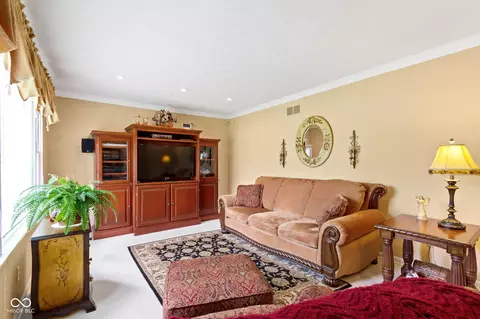 4240 Five Points Rd, Indianapolis, IN 46239 photo 8