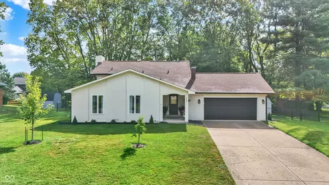 541 Shady Ln, Greenwood, IN 46142